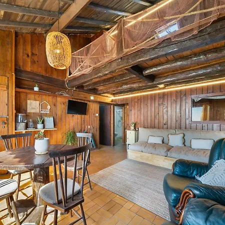 The Nomad キャンプ場 *